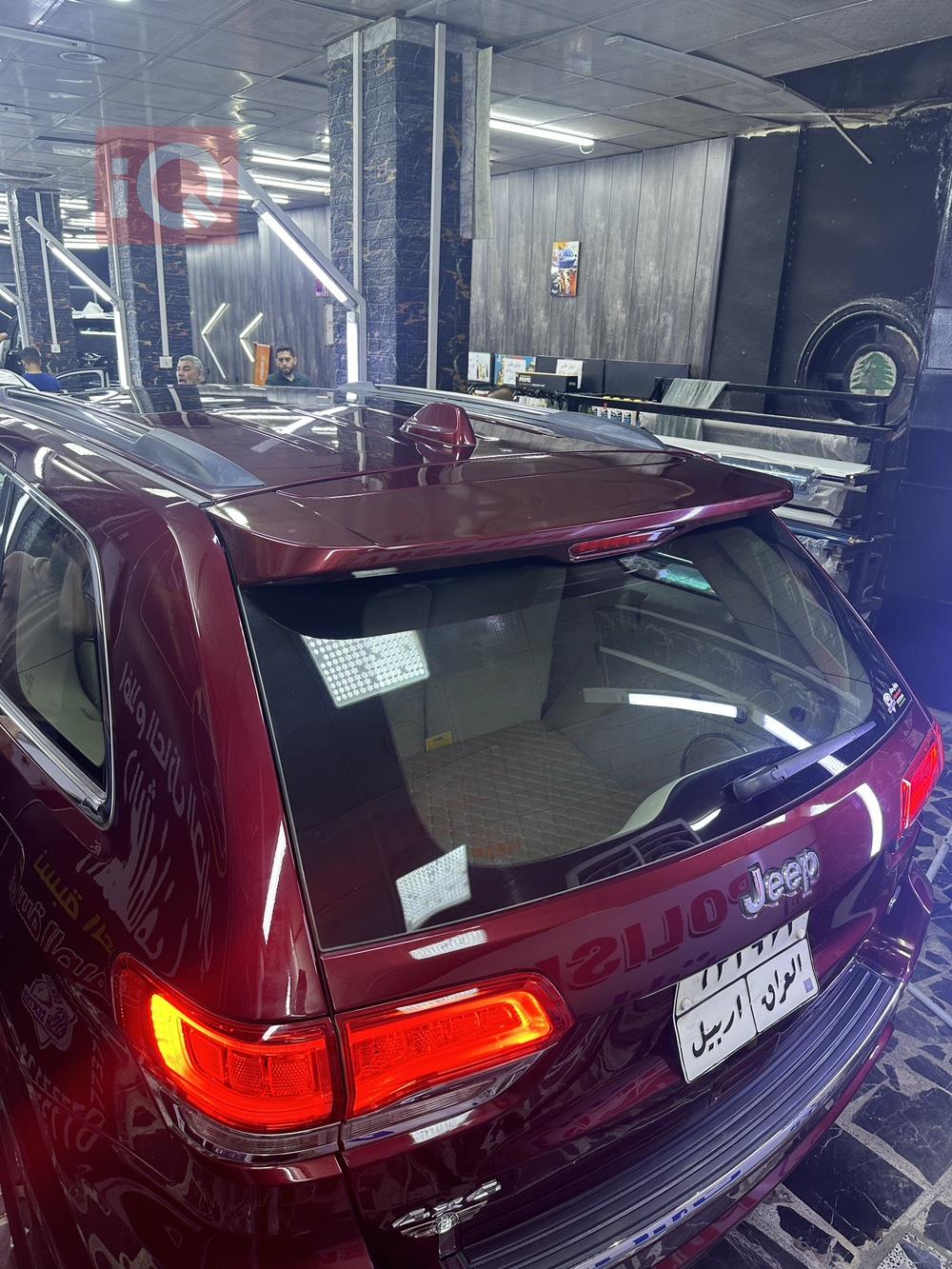 جیپ گراند شیرۆکی